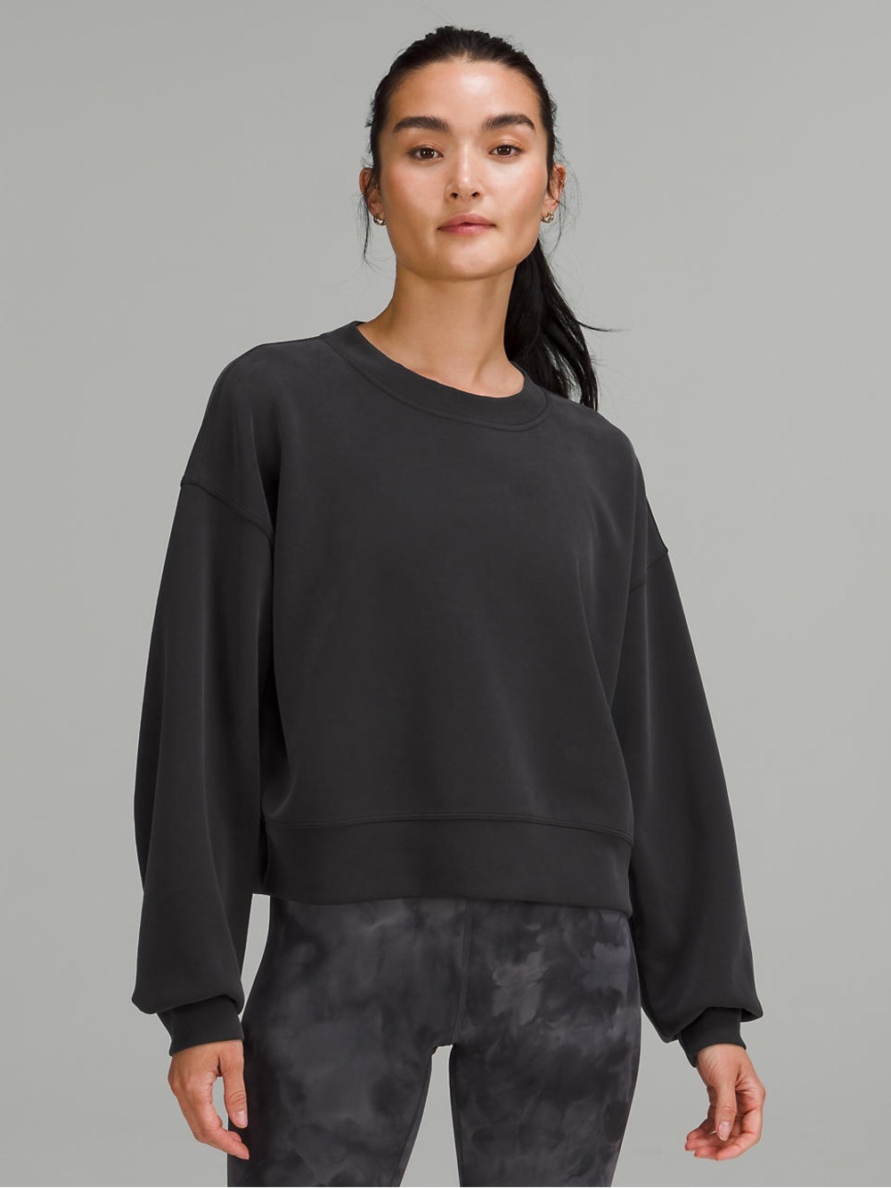 Lululemon Perfectly Oversized Cropped Crew Softstreme Black